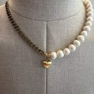 Freshwater Pearl Antique Gold Heart Necklace / Zuka